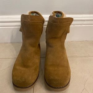UGG boots girls size 3